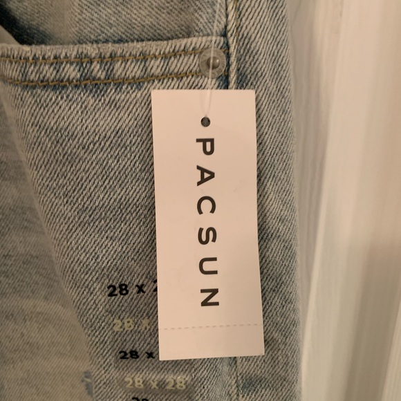 Jeans - Picture 5 of 8